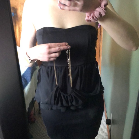 Black peplum dress - Picture 5 of 7